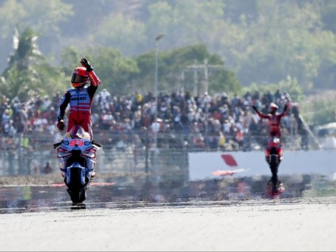 FOTO: Aksi Francesco Bagnaia Rajai Sprint Race MotoGP di Sirkuit Mandalika, Marc Marquez Finis Ketiga