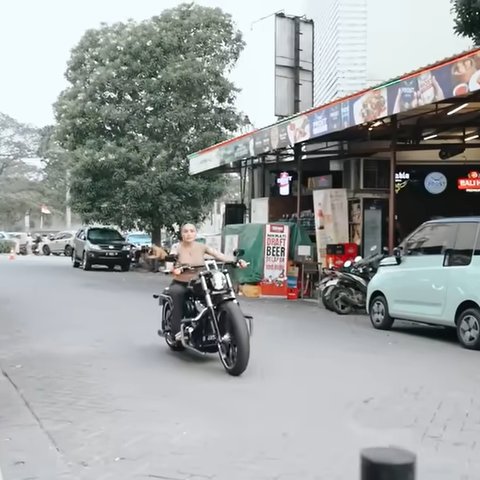 Sayang Abang Kandung, Nikita Mirzani Borong Motor Mewah untuk Hadiah Ulang Tahun 'Aah Abang Gue Bikin Gue Boros deh'