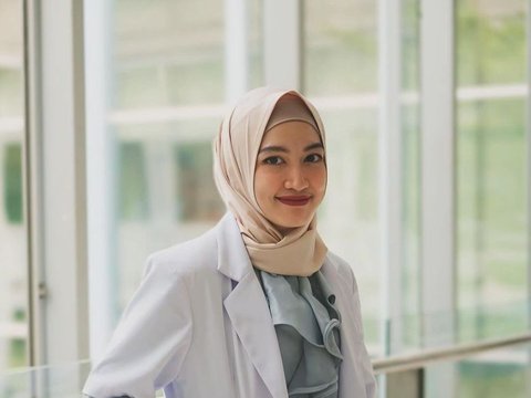 Potret Cantik Maissy Mantan Penyanyi Cilik yang Kini Berprofesi Sebagai Dokter, sedang Jalani Program Pendidikan Dokter Spesialis di UI