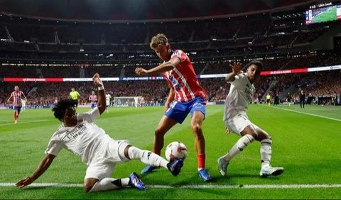 <b>FOTO: Duel Keras Derby Madrid Berakhir Imbang, Atletico Diselamatkan oleh Gol Telat Angel Correa</b>