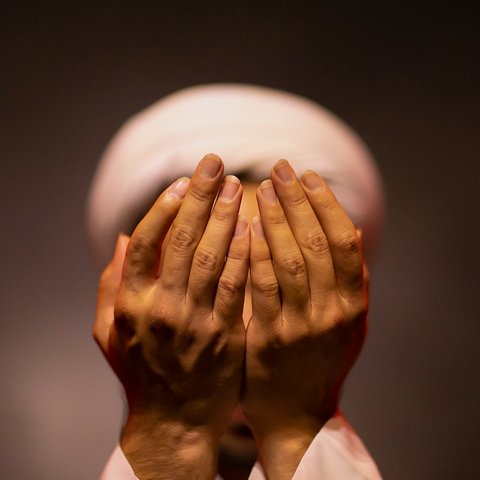 berdoa