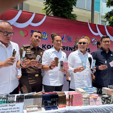 Pemerintah Amankan Kosmetik Ilegal Senilai Rp12 Miliar