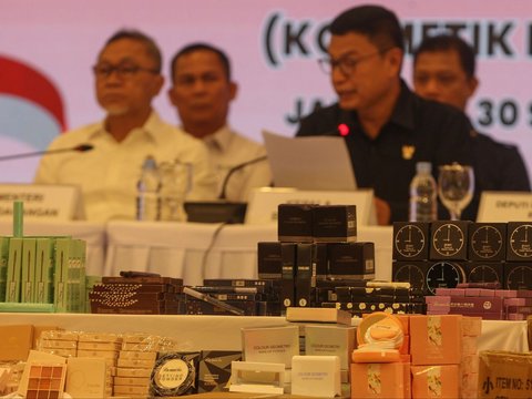 FOTO: BPOM Sita Kosmetik Impor Ilegal Senilai Rp11,4 Miliar, Ini Daftar Produknya