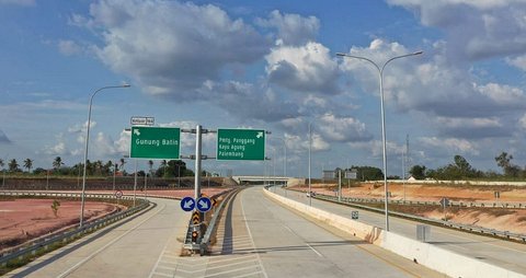 Panjang jalan tol seksi 1 Kayu Agung-Jakabaring dari proyek Kayu Agung-Palembang-Betung mencapai 33,5 km. (Foto: Kementerian PUPR)