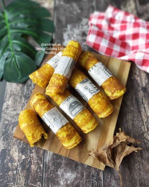 Serabi Gulung Labu Kuning