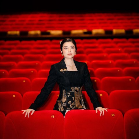 Profil Amanda Rigby, Artis Blasteran Indonesia-Inggris yang Tengah Curi Perhatian