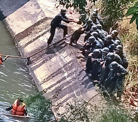 FOTO: Menengok Latihan Calon Prajurit TNI AU di Skadik Lanud Adi Soemarmo: Dari Nyebur ke Sungai sampai Diajari Ilmu AI