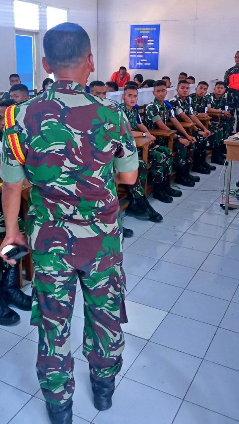 FOTO: Menengok Latihan Calon Prajurit TNI AU di Skadik Lanud Adi Soemarmo: Dari Nyebur ke Sungai sampai Diajari Ilmu AI