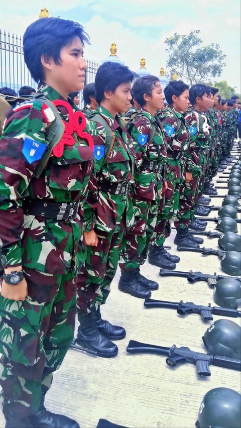 FOTO: Menengok Latihan Calon Prajurit TNI AU di Skadik Lanud Adi Soemarmo: Dari Nyebur ke Sungai sampai Diajari Ilmu AI