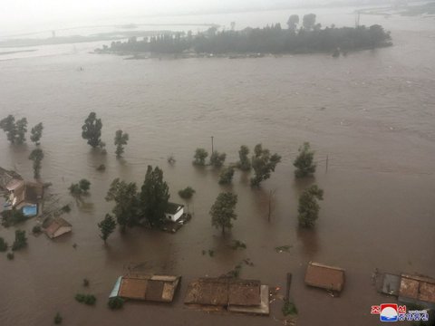 FOTO: Menengok Banjir Dahsyat di Korut yang Bikin Kim Jong-un Murka hingga Eksekusi Mati 30 Pejabat