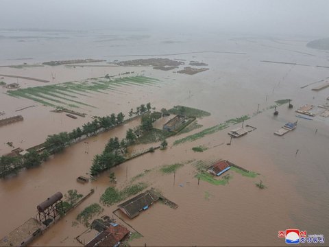 FOTO: Menengok Banjir Dahsyat di Korut yang Bikin Kim Jong-un Murka hingga Eksekusi Mati 30 Pejabat