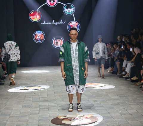 FOTO: Ajang Plaza Indonesia Fashion Week 2024, Adrie Basuki X Evan Hartono Sajikan Koleksi PURE Unconditional Love