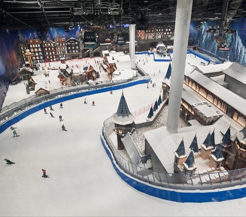 FOTO: Negara Ini Punya Resor Ski Indoor Terbesar di Dunia, Begini Potret Megahnya!