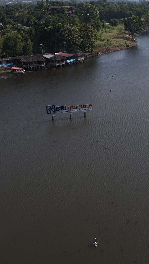 Terlebih, tak ada tarif khusus untuk memasuki kawasan Situ Tunggilis. Pengunjung hanya perlu merogoh kocek untuk biaya parkir kendaraan. Foto: Merdeka.com/Imam Buhori