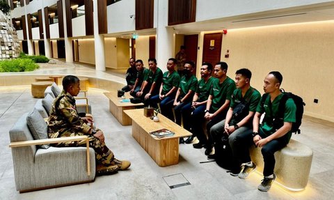 FOTO: Aksi Satgas Tenaga Kesehatan TNI Berikan Layanan Kesehatan Warga Gaza Palestina yang Terluka di Raffah dan El Arish