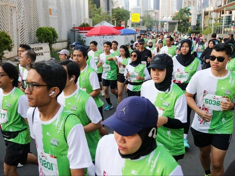 FOTO: KAI Commuter Run 2024, 2.500 Peserta Lari Keliling Jakarta