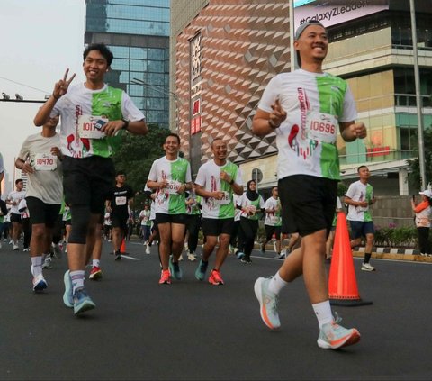 FOTO: KAI Commuter Run 2024, 2.500 Peserta Lari Keliling Jakarta