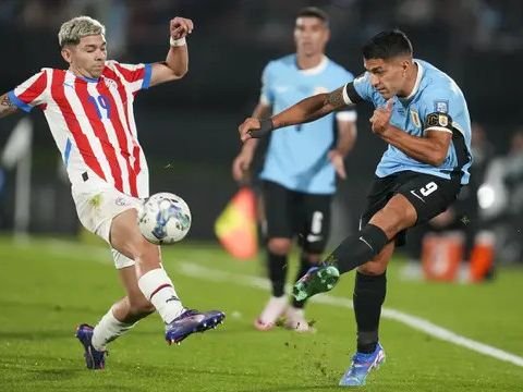 FOTO: Tangis Luis Suarez Pecah, Air Mata 'Banjiri' Laga Terakhir dengan Uruguay di Kualifikasi Piala Dunia 2026