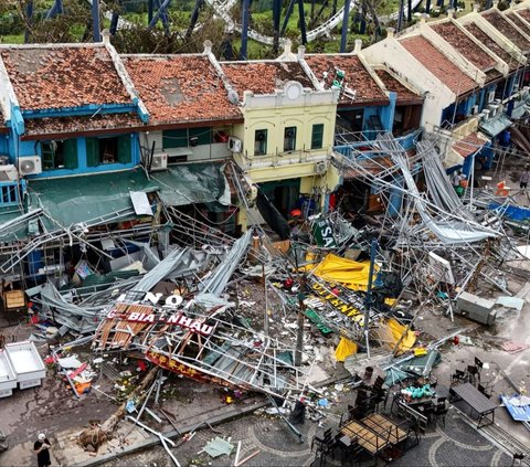 FOTO: Ngeri! Ini Penampakan Amukan Dahsyat Topan Super Yagi Saat Obrak-Abrik Bagian Utara Vietnam