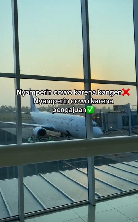 Berawal Kenal di Medsos dan Tak Pernah Bertemu hingga Akhirnya Menikah, Kisah Cinta Wanita yang Dapati Jodoh TNI Ini Banjir Pujian