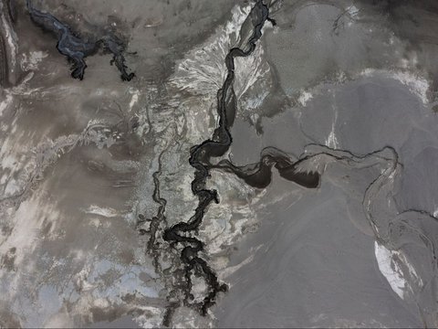 Sebuah desa yang tenggelam di waduk utama Athena terlihat kembali untuk pertama kalinya dalam 30 tahun terakhir akibat kekeringan ekstrem.