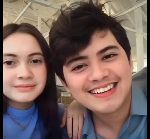 Kedekatan Richelle dan Aliando siaran langsung bersama (dok Instagram @itsmeyayasyrf/https://www.instagram.com/itsmeyayasyrf_?igsh=Z21jN2licm1rZmgw/Maheza Nurmiagita)