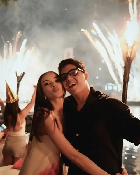 Perayaan tahun baru berbeda ala Al Ghazali, El Rumi, dan Dul Jaelani bareng pacar. (sumber: Instagram/alghazali7/diandramarsha/tissabiani)