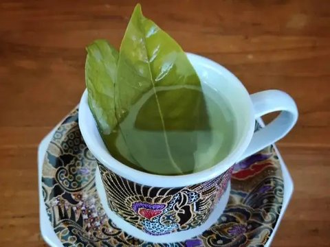 air rebusan daun seledri (credit: Cookpad/Mashi 'Rumoh Resep' (26) @cook_4597001)