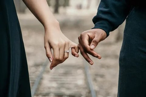 Ilustrasi relationship. (Foto: unsplash.com)