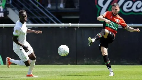 Aksi Calvin Verdonk bersama NEC Nijmegen di Eredivisie 2024/2025. (Instagram/c.verdonk)
