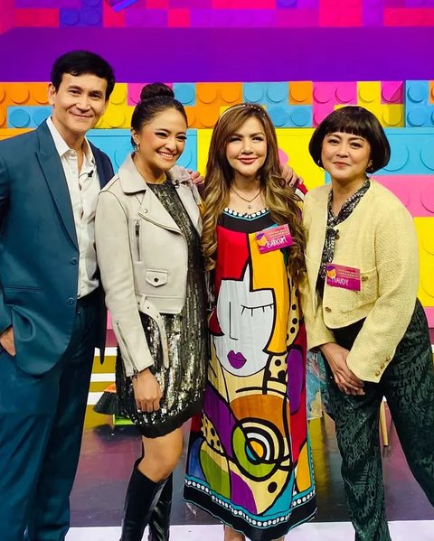 Potret Marcellino Lefrandt kenang reuni bareng pemain sinetron Bidadari di tahun 2024. (sumber: Instagram/marcelinolefrandt)