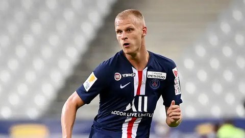 Mitchel Bakker merayakan gol yang dicetak untuk Lille dalam laga Liga Champions 2024/2025 melawan Sturm Graz di Pierre-Mauroy stadium (11/12/2024). (AFP/Denis Charlet)