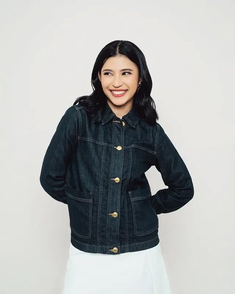 Keisha Cinantya, vokalis baru HIVI!. (sumber: Instagram/keicinantya)