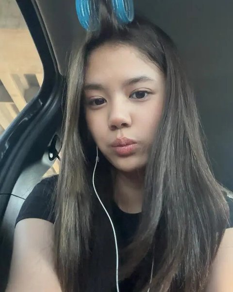 Almira Anak Annisa Pohan Mirip Safeea Ahmad (Sumber: Instagram/safeeaahmad dan annisayudhoyono)