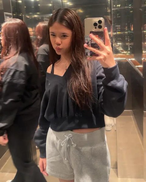 Almira Anak Annisa Pohan Mirip Safeea Ahmad (Sumber: Instagram/safeeaahmad dan annisayudhoyono)