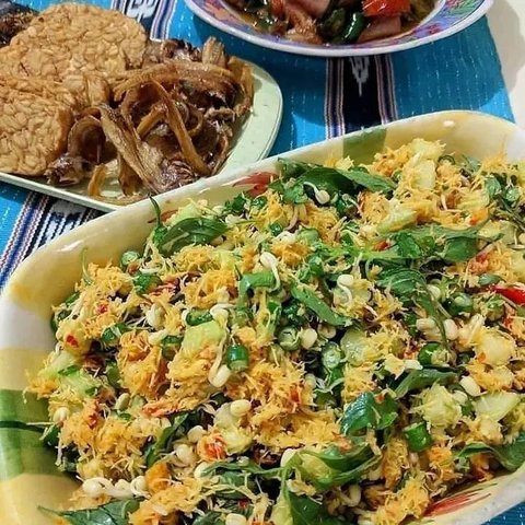 Urap Trancam salah satu hidangan khas Indonesia. (Dok: Cookpad @Nyoung_Inong07)