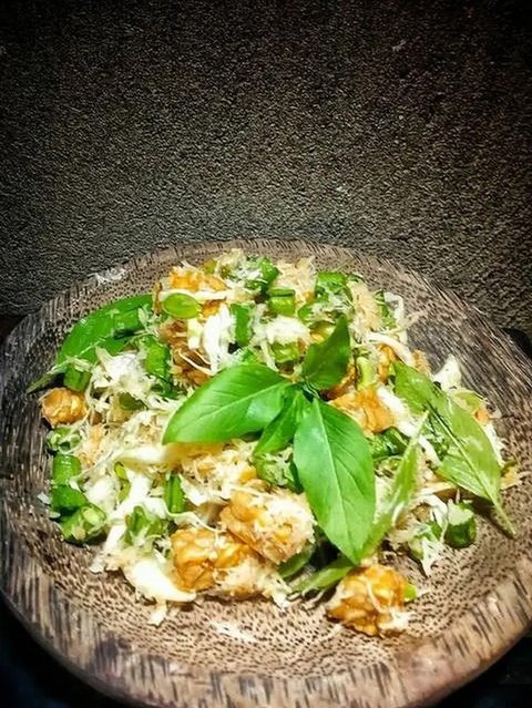 Urap Trancam salah satu hidangan khas Indonesia. (Dok: Cookpad @Nyoung_Inong07)