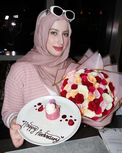 Momen Tasyi Athasyia dan Suami Rayakan Wedding Anniversary ke 10 dengan Dinner Romantis