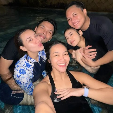 Yura Yunita dan Aaliyah Rayakan Kehamilan Mahalini (Sumber: Instagram/yurayunita)