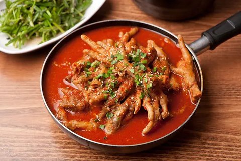 Ceker Pedas Korea/copyright: shutterstock