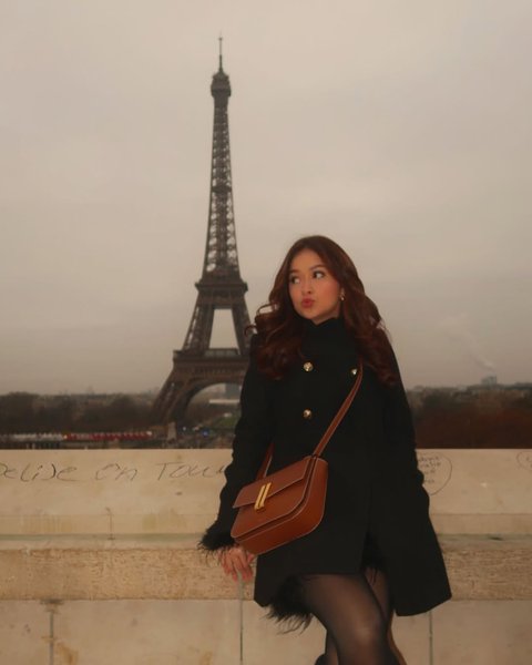 Potret Cantik Rebecca Klopper Liburan ke Eropa, Outfinya Tak Pernah Gagal