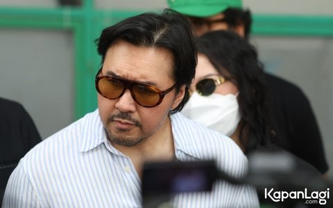 David menegaskan bahwa keputusannya untuk tidak melihat terdakwa bukan karena ia tidak bisa mengendalikan emosinya.