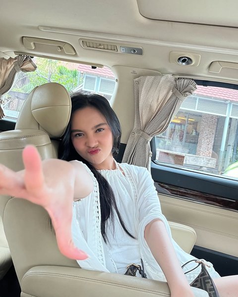 Randy Martin Bagikan Momen Liburan Romantis Bareng Lyodra, Momen Paling Ditunggu Netizen