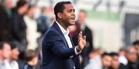 Timnas Indonesia - Ilustrasi Perpindahahan Jabatann dari STY ke Kluivert(Bola.com/Adreanus Titus)