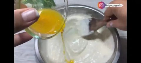 Rahasia Gorengan Tetap Renyah dan Tidak Berminyak (Credit: Youtube/DAPUR RAYYANKA)