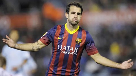 Pada 2011 Fabregas mengungkapkan bahwa presiden Real Madrid, Ramon Calderon, sempat mencoba merekrutnya. Namun, Fabregas mengatakan bahwa dia tidak menolak secara langsung, melainkan menjawab, "Bukan sekarang." Akhirnya, meski Madrid tertarik, Fabregas tidak pernah bergabung dengan klub tersebut sepanjang kariernya. (AFP/Miguel Riopa)