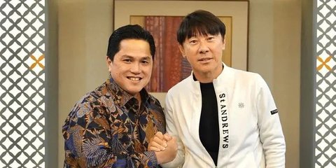 Ketua Umum PSSI, Erick Thohir memberikan keterangan saat konferensi pers mengenai perkembangan Timnas Indonesia Putri yang berlangsung di Stadion Utama Gelora Bung Karno (SUGBK), Senayan, Jak