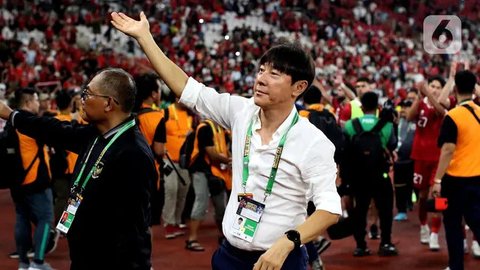 Ketua Umum PSSI, Erick Thohir memberikan keterangan saat konferensi pers mengenai perkembangan Timnas Indonesia Putri yang berlangsung di Stadion Utama Gelora Bung Karno (SUGBK), Senayan, Jak