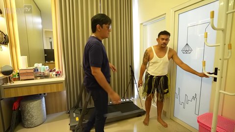 Potret Rumah Baru Ebel Cobra Usai Direnovasi, Tampak Minimalis dan Mewah