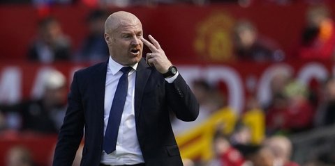 Everton Depak Sean Dyche, Jose Mourinho Masuk Daftar Calon Penggantinya